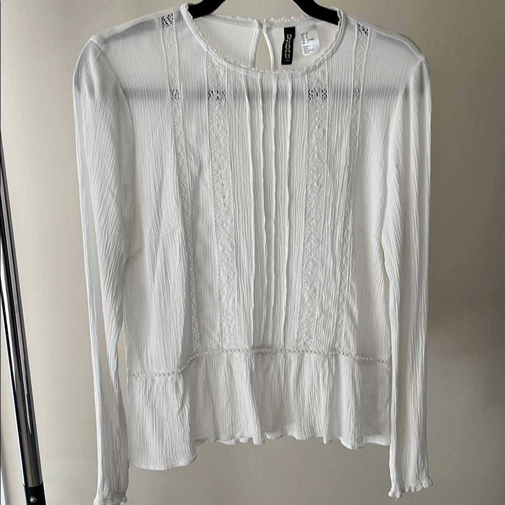 H&M Divided Light Weight Blouse